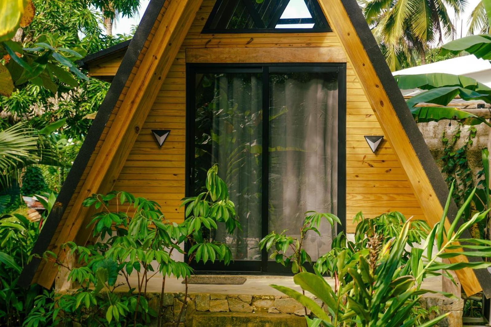 Samana Leisy'S Garden Hostel & Rooms מראה חיצוני תמונה