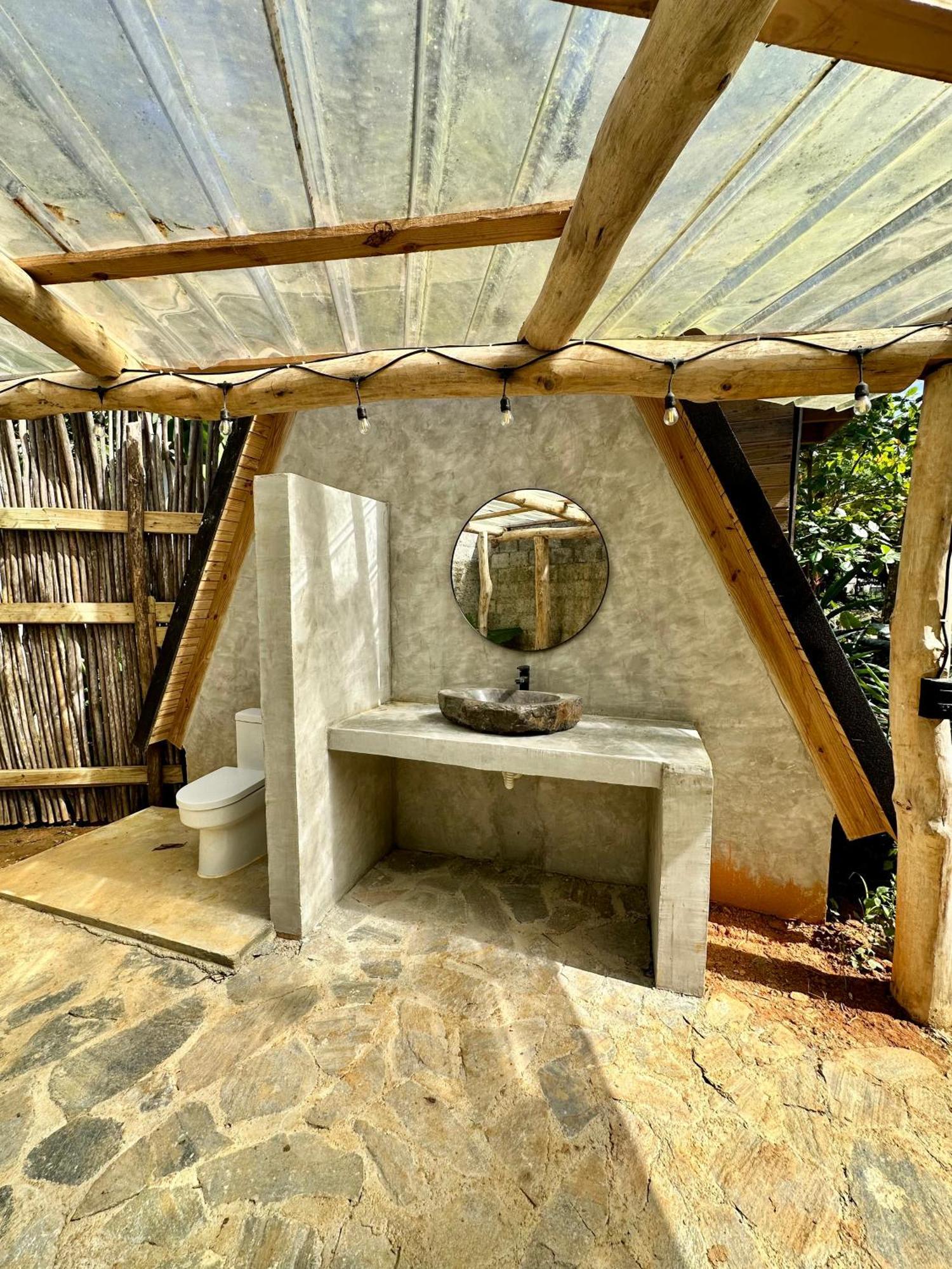 Samana Leisy'S Garden Hostel & Rooms מראה חיצוני תמונה